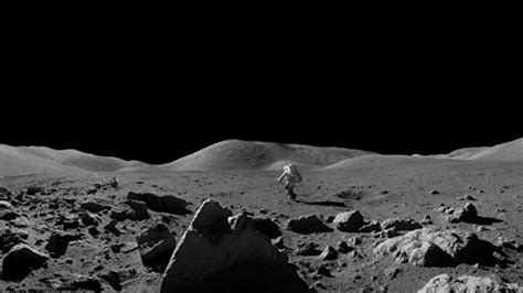 A­y­’­ı­n­ ­k­e­ş­f­e­d­i­l­m­e­m­i­ş­ ­t­a­r­a­f­ı­n­a­ ­y­o­l­c­u­l­u­k­:­ ­İ­ş­t­e­ ­b­i­l­i­m­ ­i­n­s­a­n­l­a­r­ı­n­ı­ ­ş­a­ş­ı­r­t­a­n­ ­ö­r­n­e­k­l­e­r­